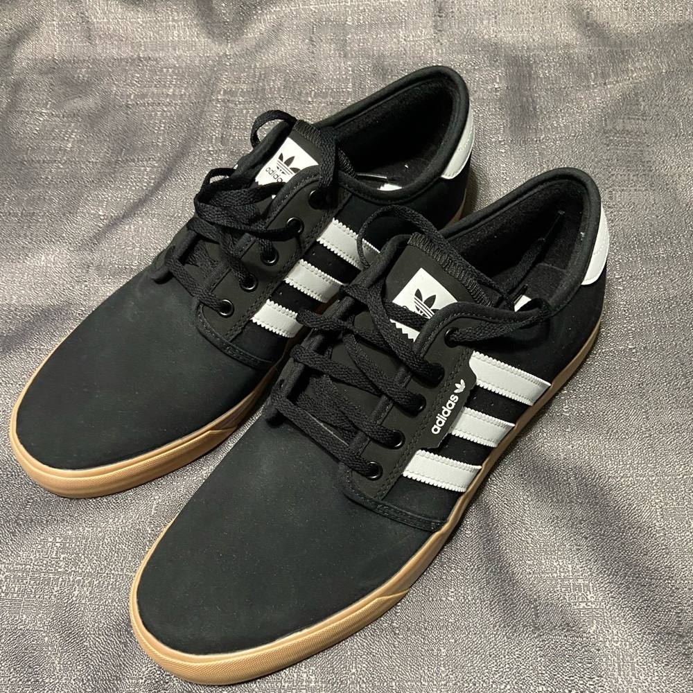 Mens Adidas Seeley Originals Size 12